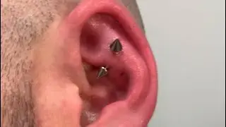 Dusty’s reaction is Epic! 😜 #kelowna #piercing #cartilagepiercing