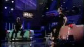 Finals: Max and Austin both sing 'Sandy'