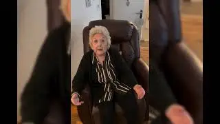 Grime Gran | Beautiful Christmas tree 🌲 that fu**ing 😂