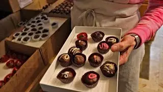 Building Bailey's Box of Beautiful...Bhocolate!