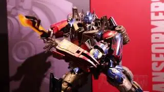 ThreeA's Transformers DotM Premium Scale Optimus Prime Review 