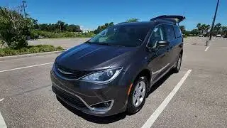 2018 Chrysler Pacifica Plug-In Hybrid Wheelchair Van $25,990