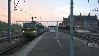 Vertrek hle27 2735 + M4 rijtuigen Station Essen (B)
