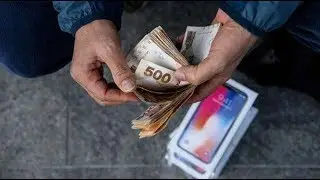 iPhone X: Canadians line up at Apple stores
