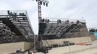 Hinds (band from Spain!) live from the beach at Ohana Festival 