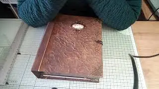 Projet livre d'or terminé - Présentation#scrapbooking#mix média#cartonnage