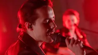 Tuure Boelius - Pakoauto (Acoustic live version)