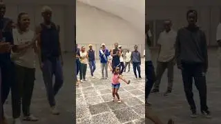 THE YOUNG TALENTED RWANDESE GIRL WAWUUU👌👌 IN TRADITIONAL DANCE OF RWANDA SHE'S PRINCESS