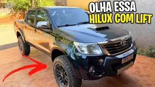 Hilux com lift 2 pol escape direto espaçador de roda 32mm roda black piano bruta - pressão na roça