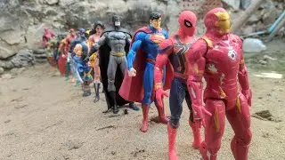 MARVEL HERO TOY COLLECTION.SUPER HERO STORY.IRON MAN.SPIDER MAN.SUPER MAN.BAT MAN.WONDER WOMAN.