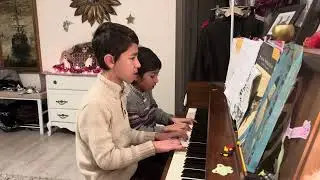 &ldquo;Fum, Fum, Fum&rdquo; by Yuhki and Aki