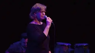 Lisa Cartwright performs 