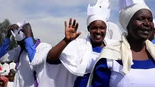 Humura tuzaruhuka tunezerwe/ Mbega amakamba abera tuzambara tugeze iwacu mu ijuru! Haleluaaaaaaa