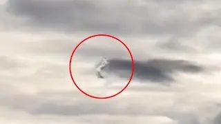 Unicorn in Sky | Mysterious Unicorn Shaped Object Flying In The Sky | Latest UFO Sightings