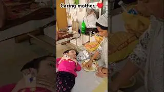 koi bala mere najdik aa.🥰#love#ytshorts#momlife#familylove#parentslove#lifestyle#sadstory#motherlove
