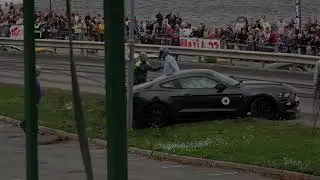 Ford mustang gt350 Crashes in pole