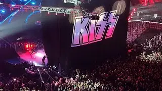 KISS 🤘Detroit Rock City! Live In Concert Cleveland, OH 10-22-23 Rocket Mortgage Fieldhouse