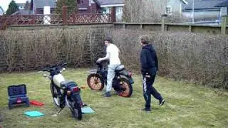 Starting a Piaggio Vespa SuperBravo 1991' model  without an exhaust pot ^^