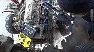 Чистим воздушный коллектор от отложения картерных газов 4HG1 Mazda Titan