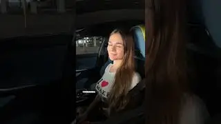 Она зарабатывает на жизнь, прославившись на этом сайте&hellip;