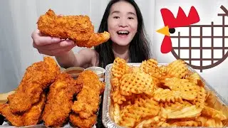 Could This Be The BEST Chicken Tender in LA?! BRUXIE Chicken & Waffles | Mukbang ASMR Eating Show