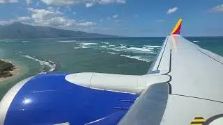Southwest Airlines landing at PHOG RWY20