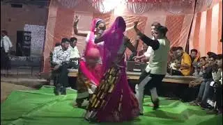 हरि सिंह यादव और👈 रानू का जवाबी मुकाबला 🥰बुंदेली खंड की 💃 राई देसी ठुमका🌹