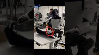 Elon Musk mostrou como o robô Tesla Optimus dobra uma camisa 😯