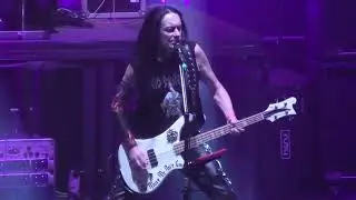 Acid Drinkers - Masterhood of Hearts Devouring (live in Katowice 2025)
