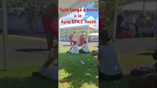 Talele Te'o Faitele and Faasolo Asafo Sapati Umutaua performing sula tooga for their tutor Falasii.
