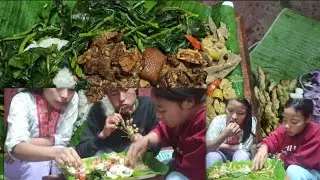 Friend invite my family for  dinner..#mukbang with smoke bork with green leaves etc.