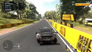 Forza Motorsport - uma hora aprendo a andar em Mount Panorama