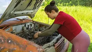 Brave Girl Rescues and Repairs an Overturned Car in the Middle of the Road