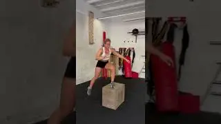 Burpee box jump over (burpee dobozon &aacute;tugr&aacute;s)