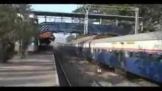 SINHAGAD EXPRESS DOING TOP SPEED