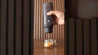 Espresso with the Wacaco Pixapresso