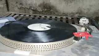 rescate de tornamesa akai AP-D33