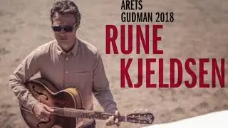 &Aring;rets Gudman, 2018, Vol. 1. Prismodtager Rune Kjeldsen fort&aelig;ller om sit liv som guitarist: