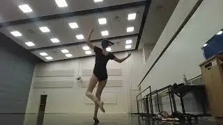 Ballerina Attempts Cupid Variation from Don Q on demi-pointe :)