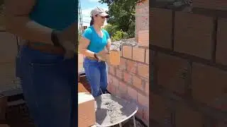 Impressive Brick Laying Work. Women in construction. 🤩👍🙌 #shorts #womeninconstruction #women