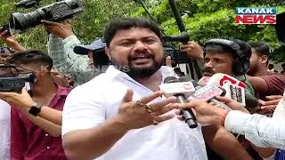 Youth Congress Stages Unique Protest 