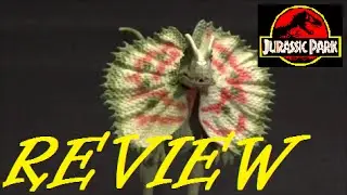 Toy Review: Jurassic Park Electronic Dilophosaurus / Kenner 1993