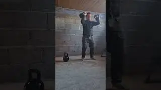Жесткий комплекс упражнений с гирями 💀 Махи гирей 40 кг + 2 подхода по 18 кг жим и тяга | Для все...