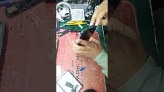 Symphony Z30 battery circuit change and display problem and solve possess....