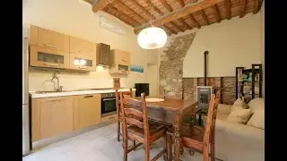 Ref. C527 -Apartment completely renovated in tuscan style in the historic center of Bibbona