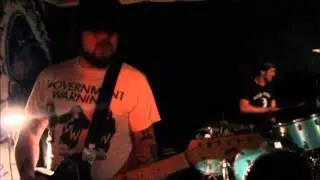Nitad - Meningsl&ouml;s (live)