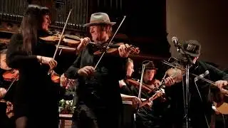Ashley MacIsaac, Quinn Bachand, Daniel Lapp, Qristina Bachand and the BC Fiddle Orchestra