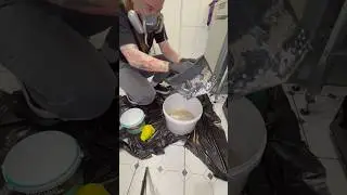 Как почистить жироуловитель. Будни предпринимателя.