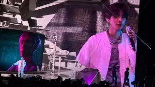 200226 Un Village + Betcha by Baekhyun SuperM (live in Paris)