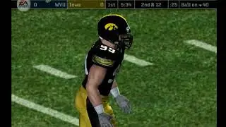 NCAA Football 07 - #9 West Virginia at #17 Iowa - Gameplay (PS2)